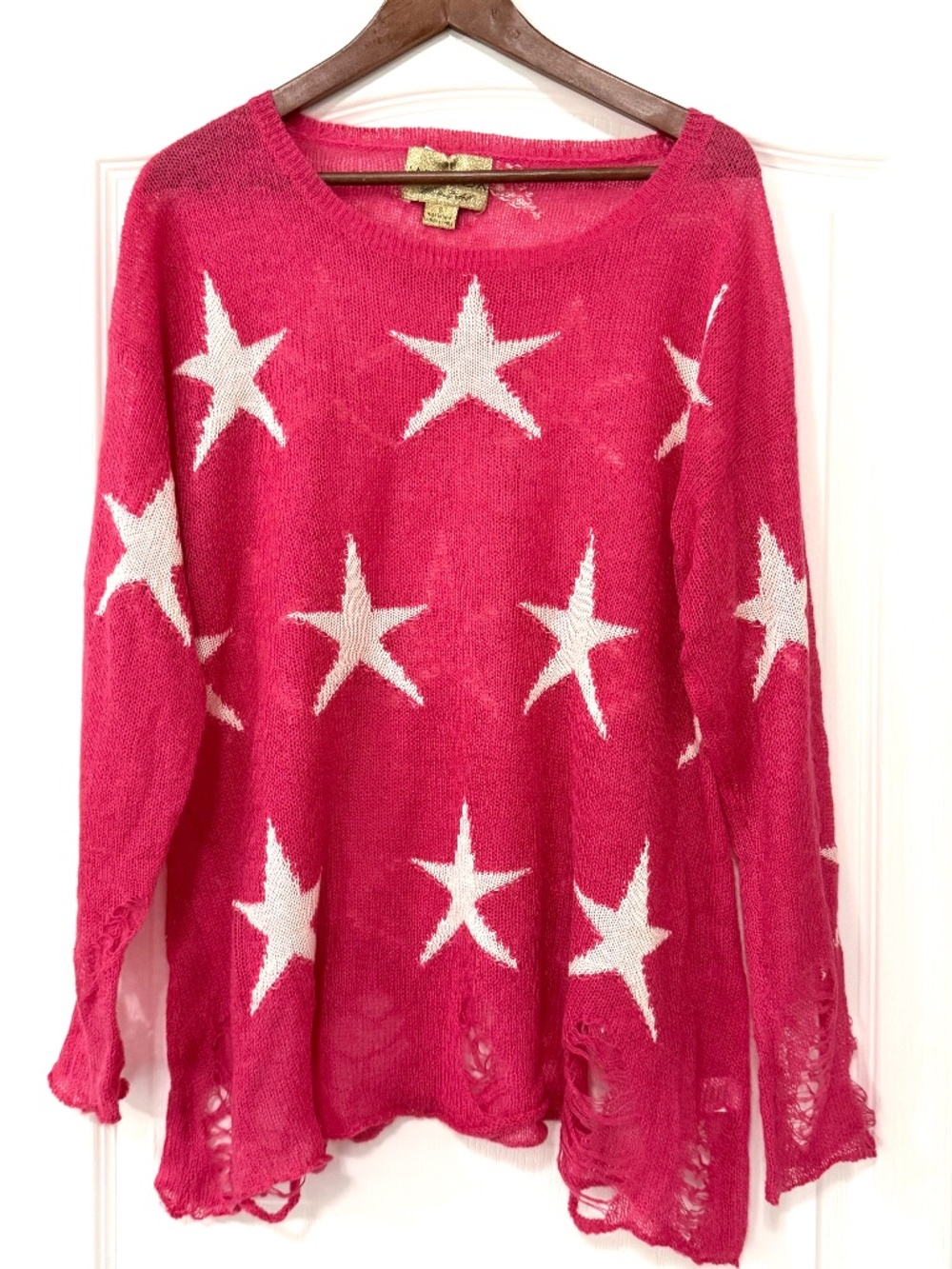 Wildfox White Label "Seeing Stars" Lennon Distressed Sweater - Pink Magenta S